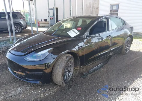 2023 Tesla Model 3 Rear-Wheel Drive z USA, uszkodzony, nr VIN 5YJ3E1EAXPF678417